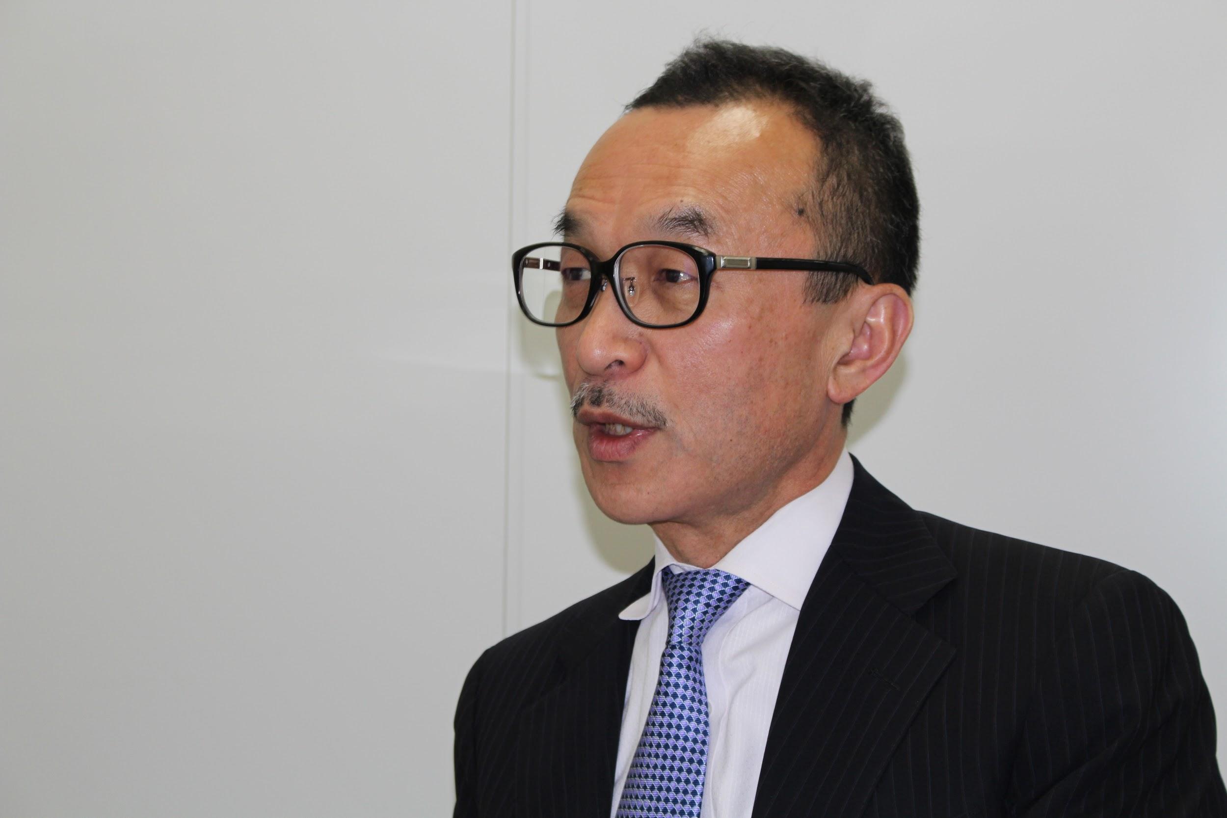写真) 小山堅氏