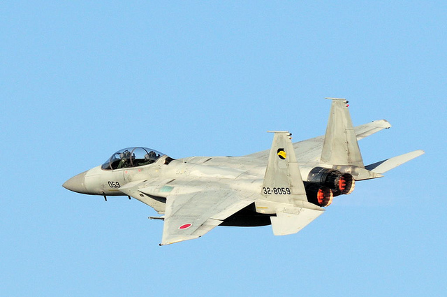 (写真1)F15戦闘機