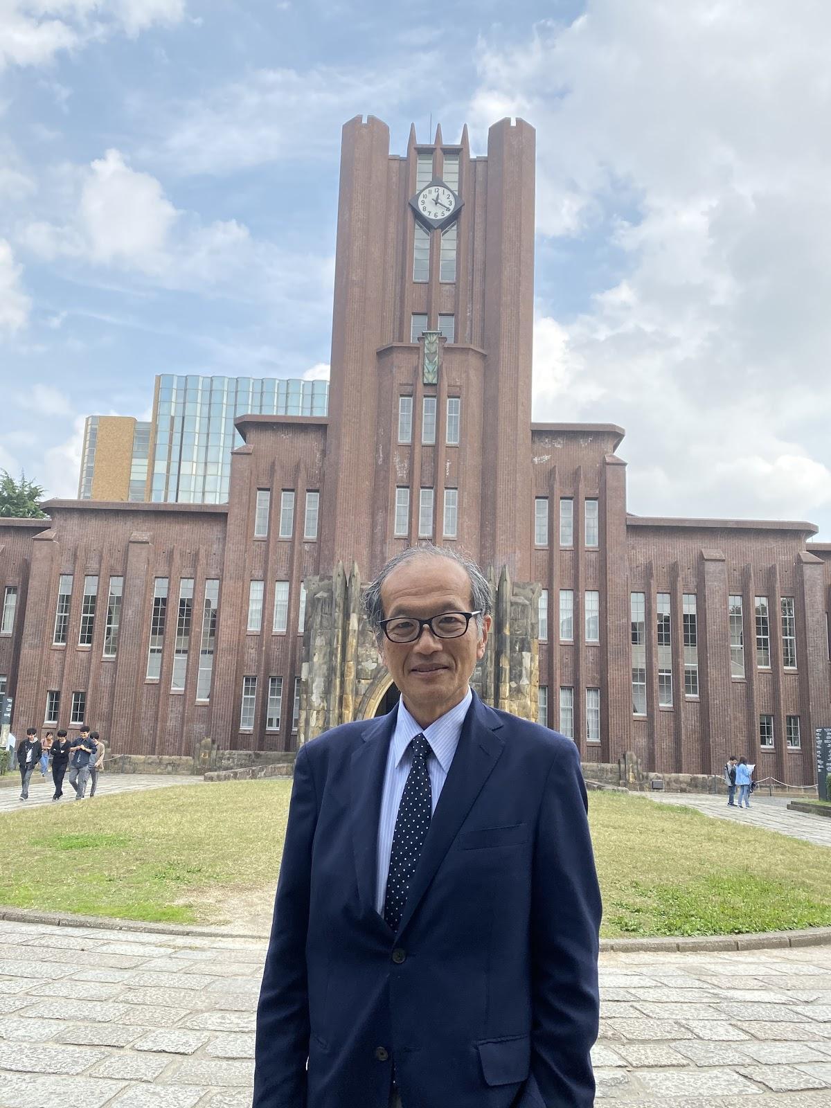 写真)東京大学公共政策大学院有馬純教授