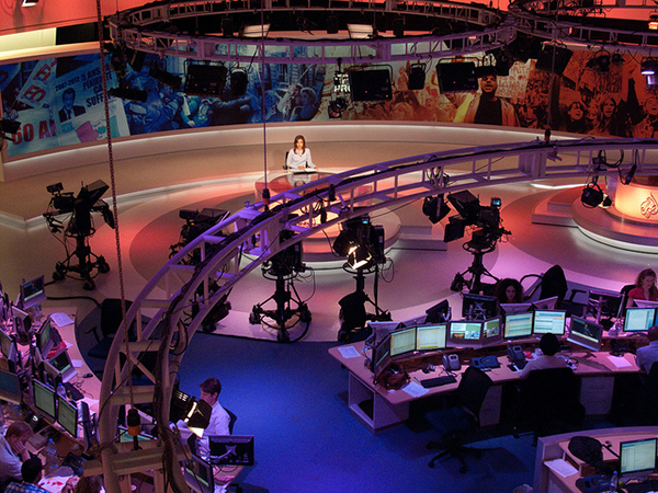 写真5:アルジャジーラのニュースルーム(al jazeera english newsroom)