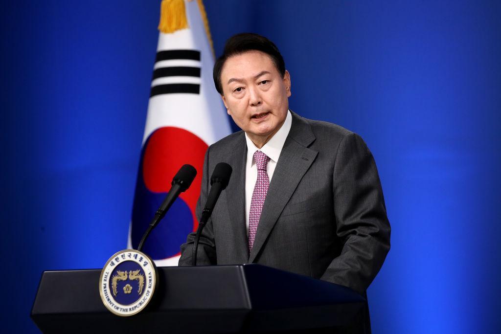 写真) 就任 100 日を迎え記者会見する尹錫悦大統領 2022年8月17日 韓国・ソウル