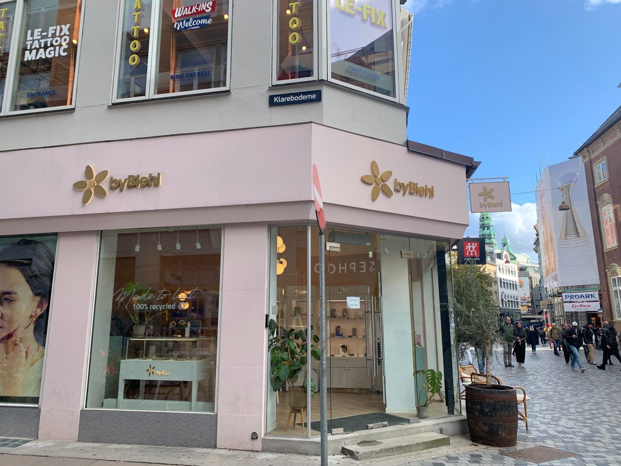 画像)ストロイエ通り近くのbyBiehl本店