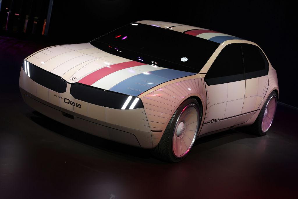 写真)BMW i VISION Dee 2023年1月7日 米・ラスベガス