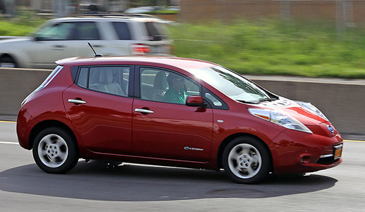 写真4:日産初代リーフ