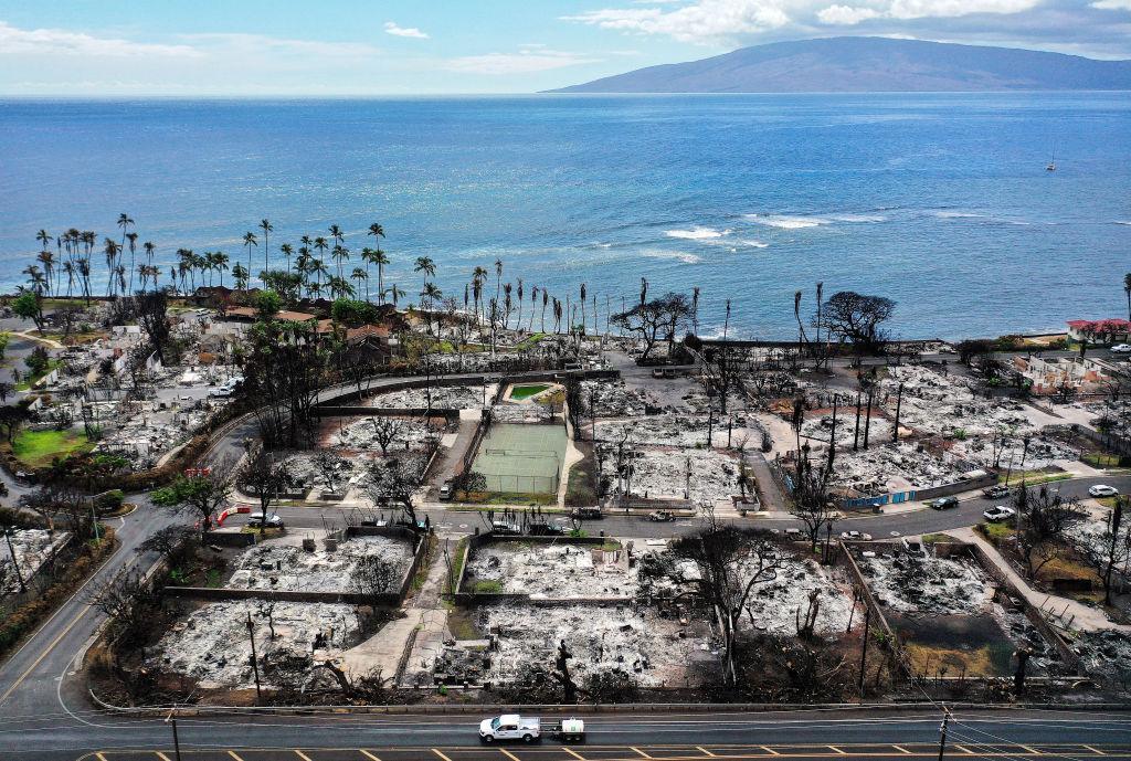 写真)灰燼に帰したマウイ島西部ラハイナ地区 2023年10月9日 ハワイ州ラハイナ