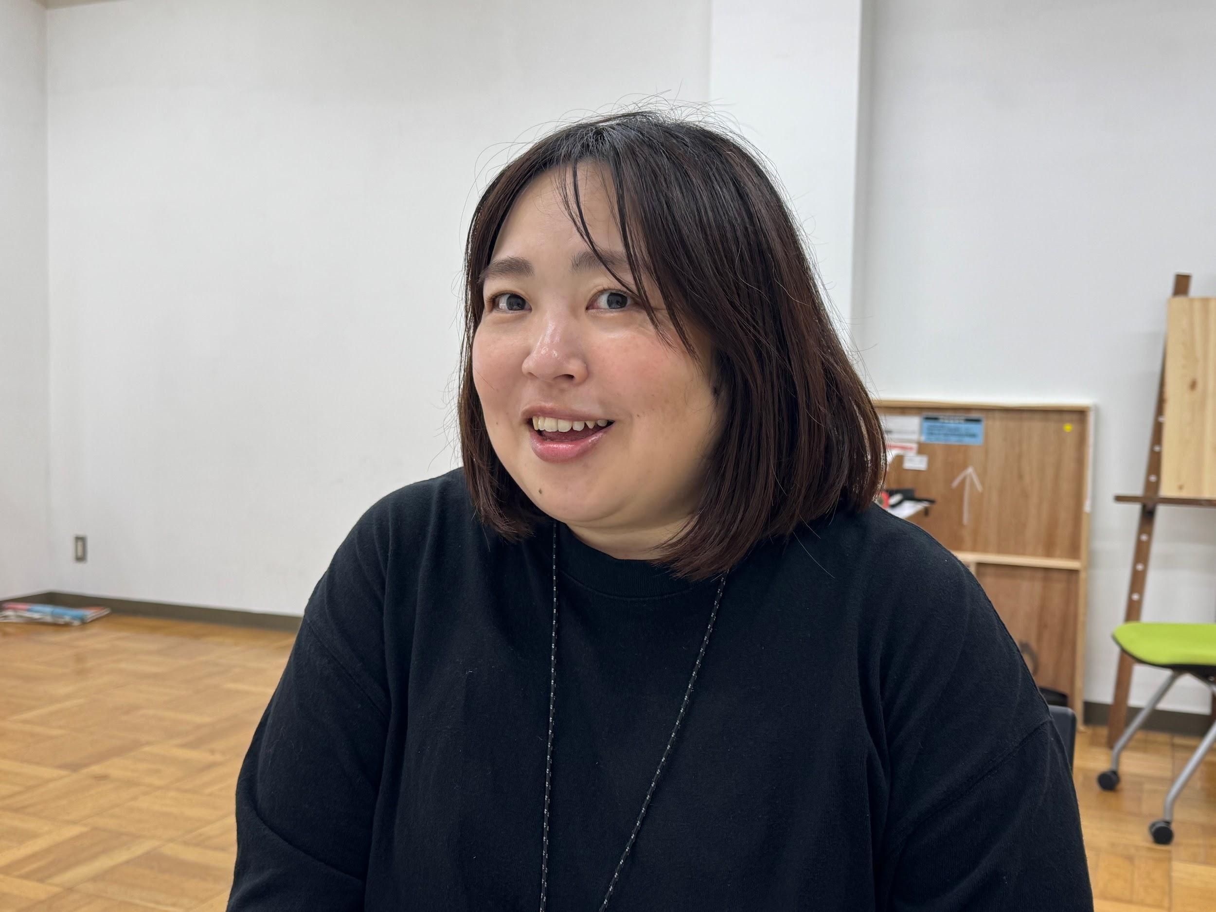 写真)磯﨑えり奈准教授