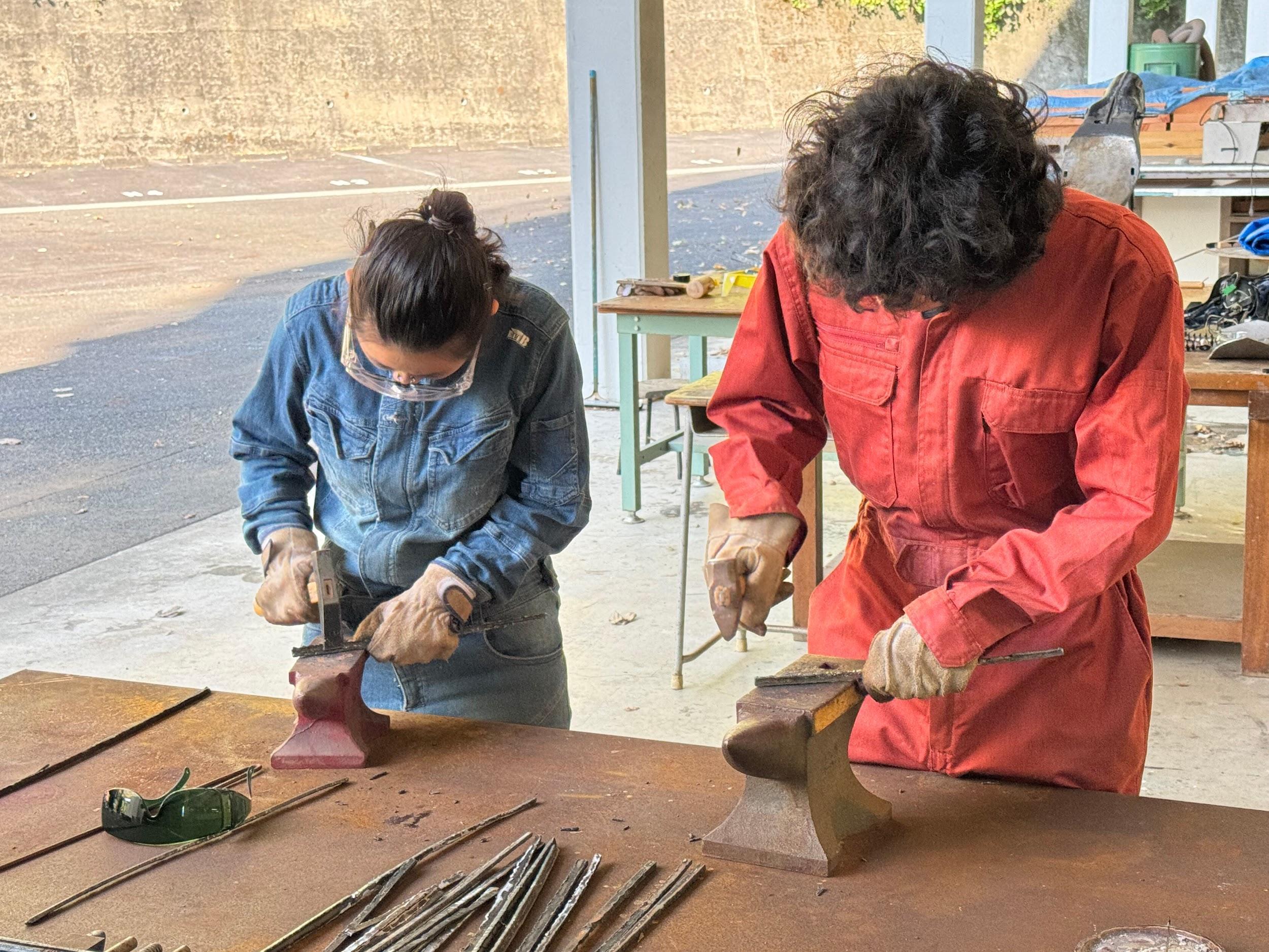 写真)アート制作の様子