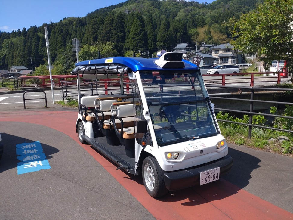 写真)レベル4自動運転車両